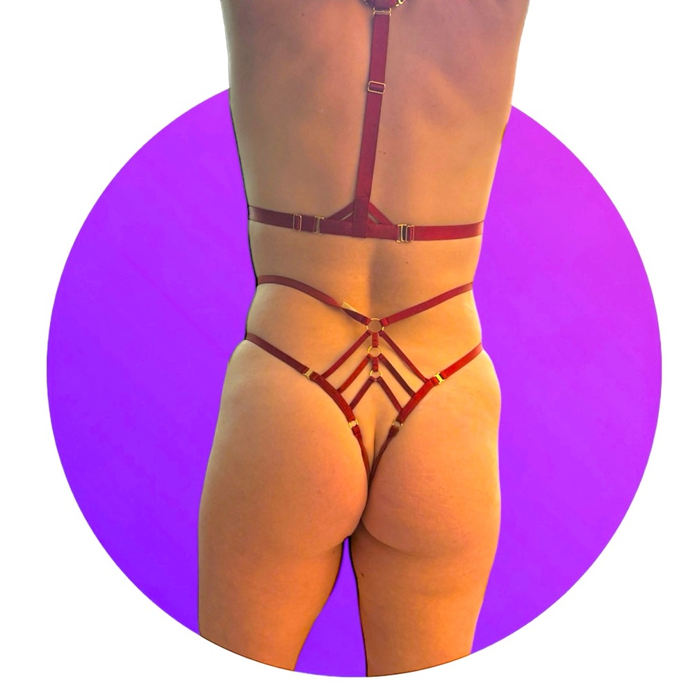 Vtg Bordelle art Deco underwear in red